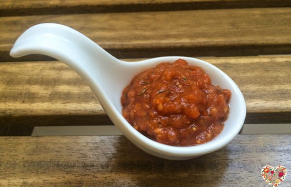salsa de tomate crudivegana
